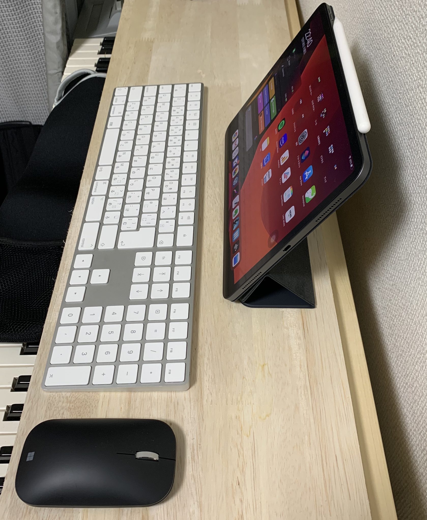 Apple - ipad Pro11 用純正Smart Keyboard Folio キーボードの+